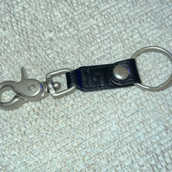 Coach Vintage black leather trigger snap key chain - Picture 2 of 2
